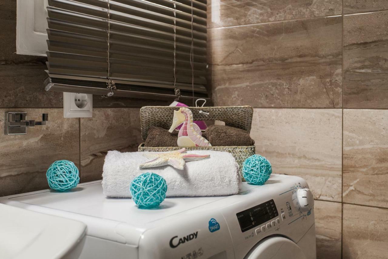 Modern Antique Private Rooms Near To Acropolis Museum And Metro Station Athen Eksteriør billede