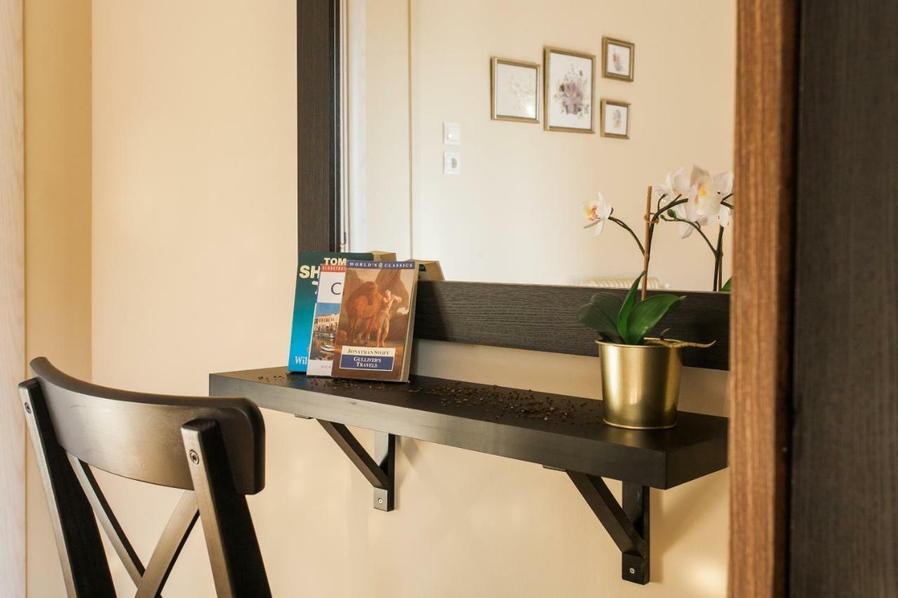 Modern Antique Private Rooms Near To Acropolis Museum And Metro Station Athen Eksteriør billede